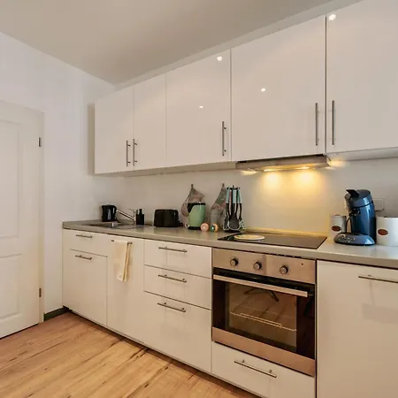 Appartement Lubunest2 Altstadtwohnung Am Bluehenden Barock