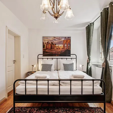 Lubunest2 Altstadtwohnung Am Bluehenden Barock * Ludwigsburg