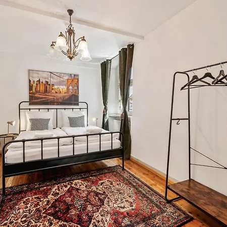 Lubunest2 Altstadtwohnung Am Bluehenden Barock *